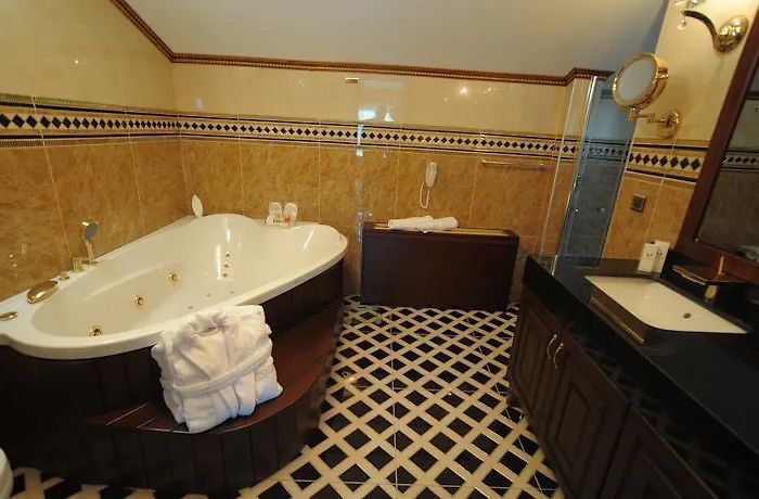 Hotel Vivaldi Ce Gold 4*