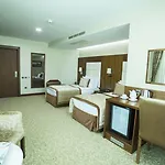Hotel Vivaldi Ce Gold 4*