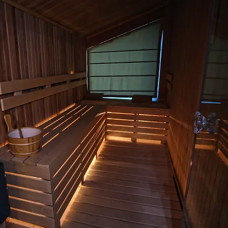 Vivaldi Ce Gold Hotel