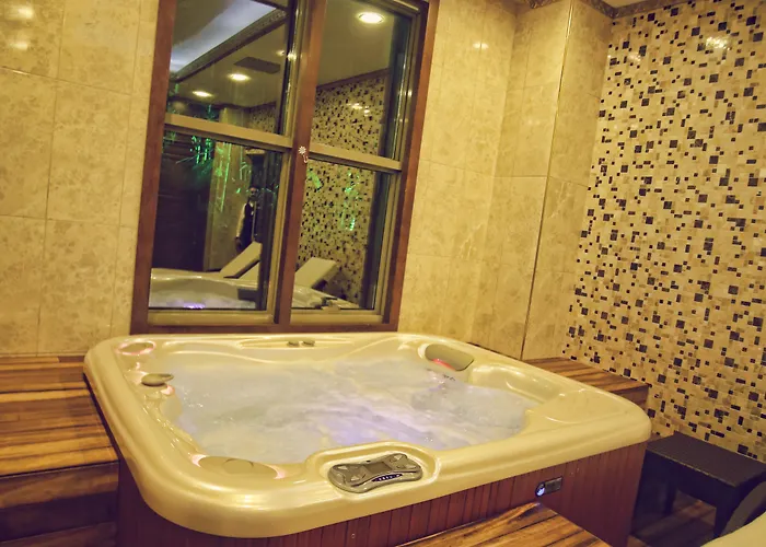 Otel Vivaldi Ce Gold 4*