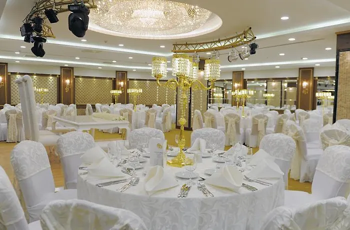 Otel Vivaldi Ce Gold 4*