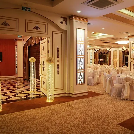 Vivaldi Ce Gold Hotell 4*