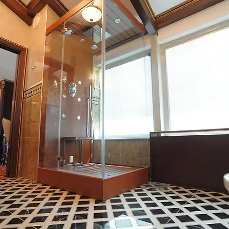 Hotell Vivaldi Ce Gold 4*